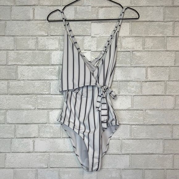 Cupshe Stripe Wrap White One Piece Swimsuit L - Picture 2 of 5